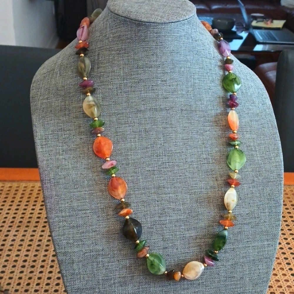 Faux Gemstones High Quality Vintage Necklace - Pre-loved (30")